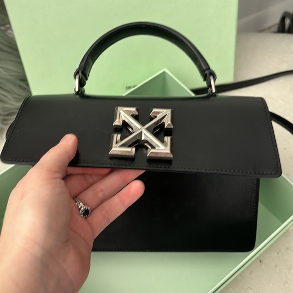 Authentic Off White Jitney Black Crossbody - Picture 4 of 12
